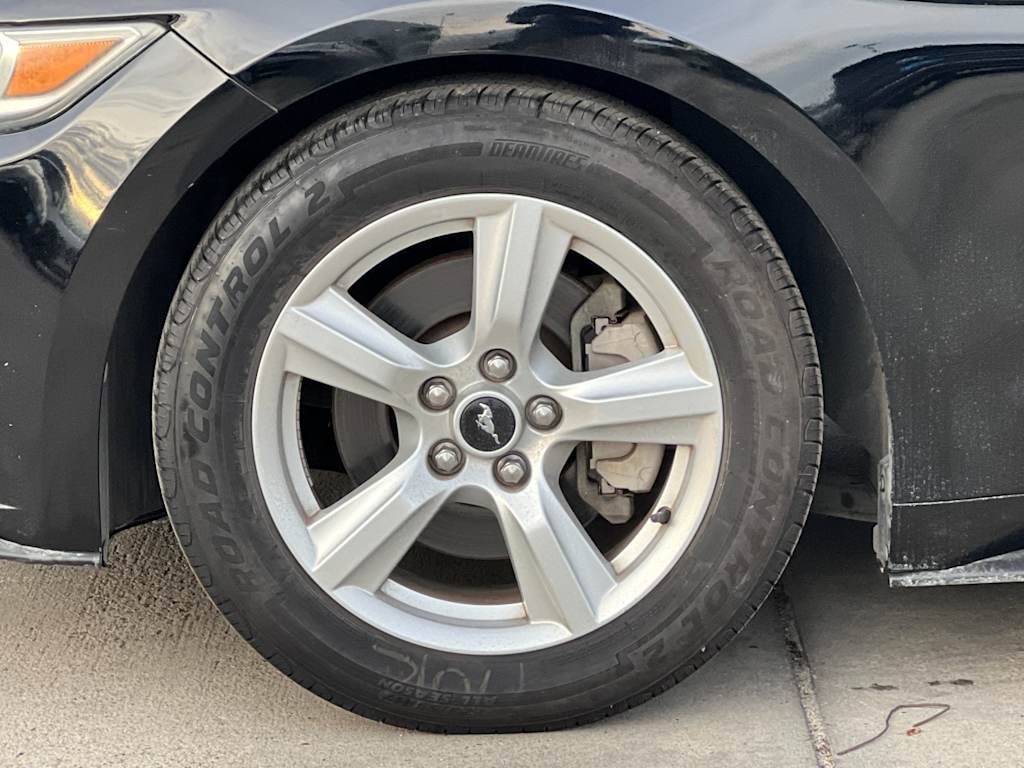 Thumbnail: 2015 Ford Mustang - 8