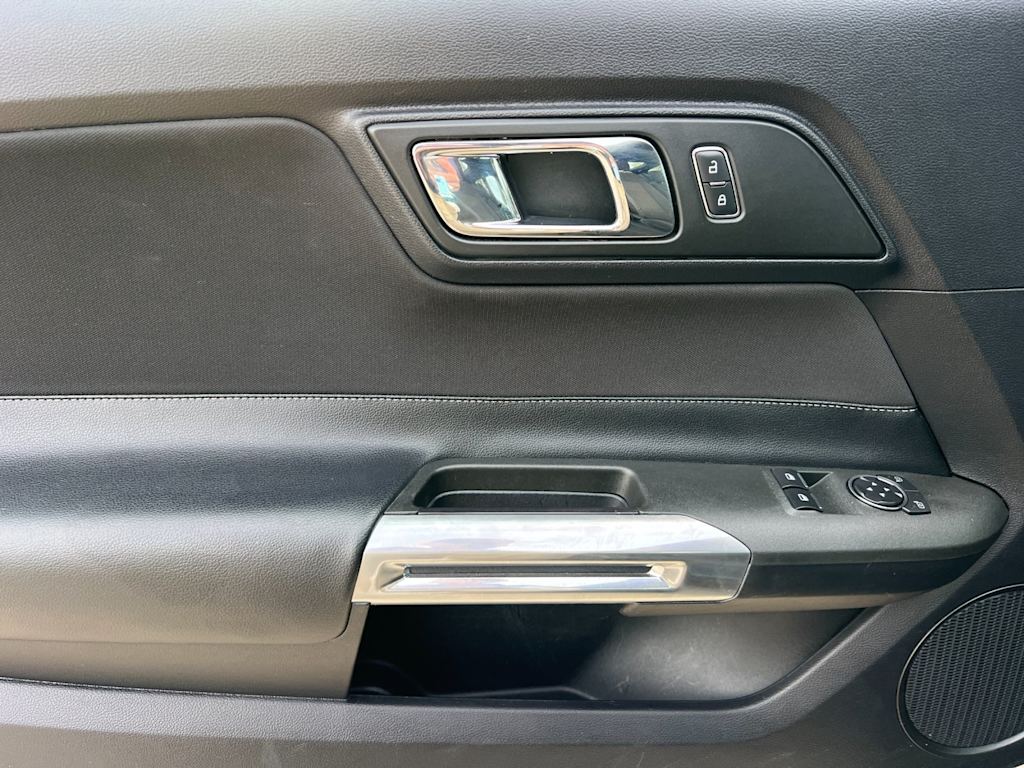 Thumbnail: 2015 Ford Mustang - 22