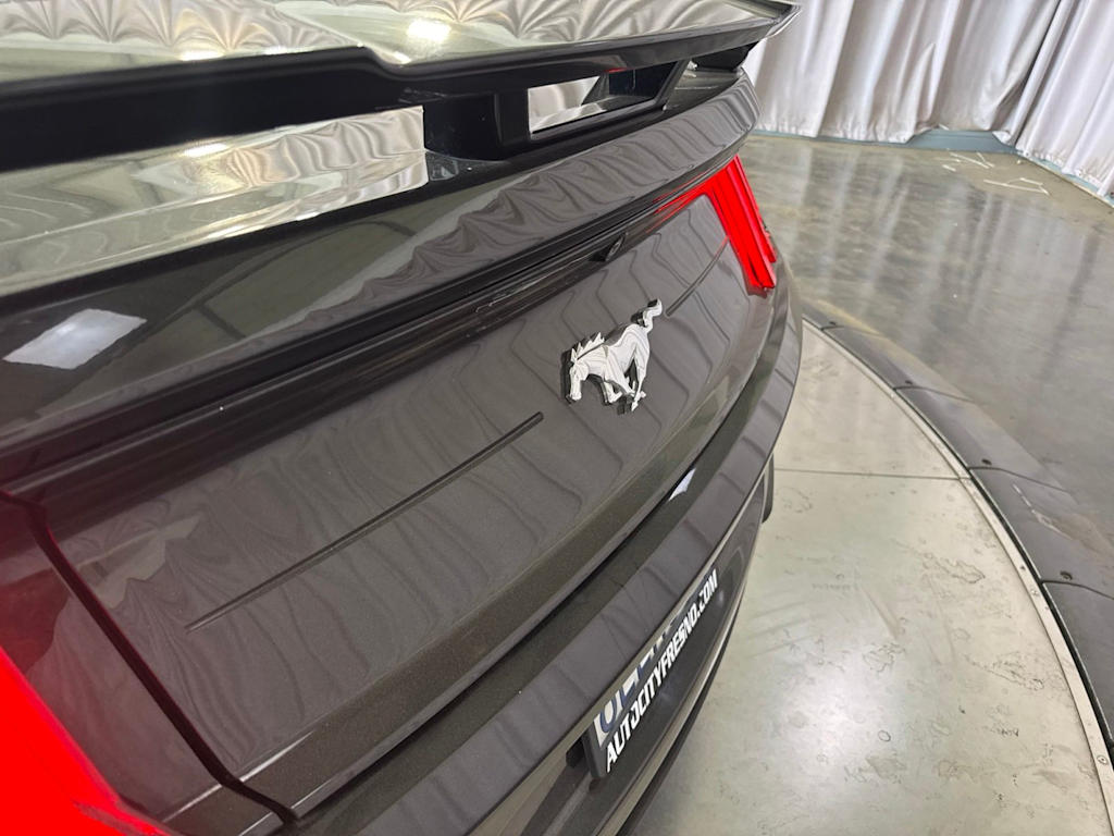 Thumbnail: 2018 Ford Mustang - 16