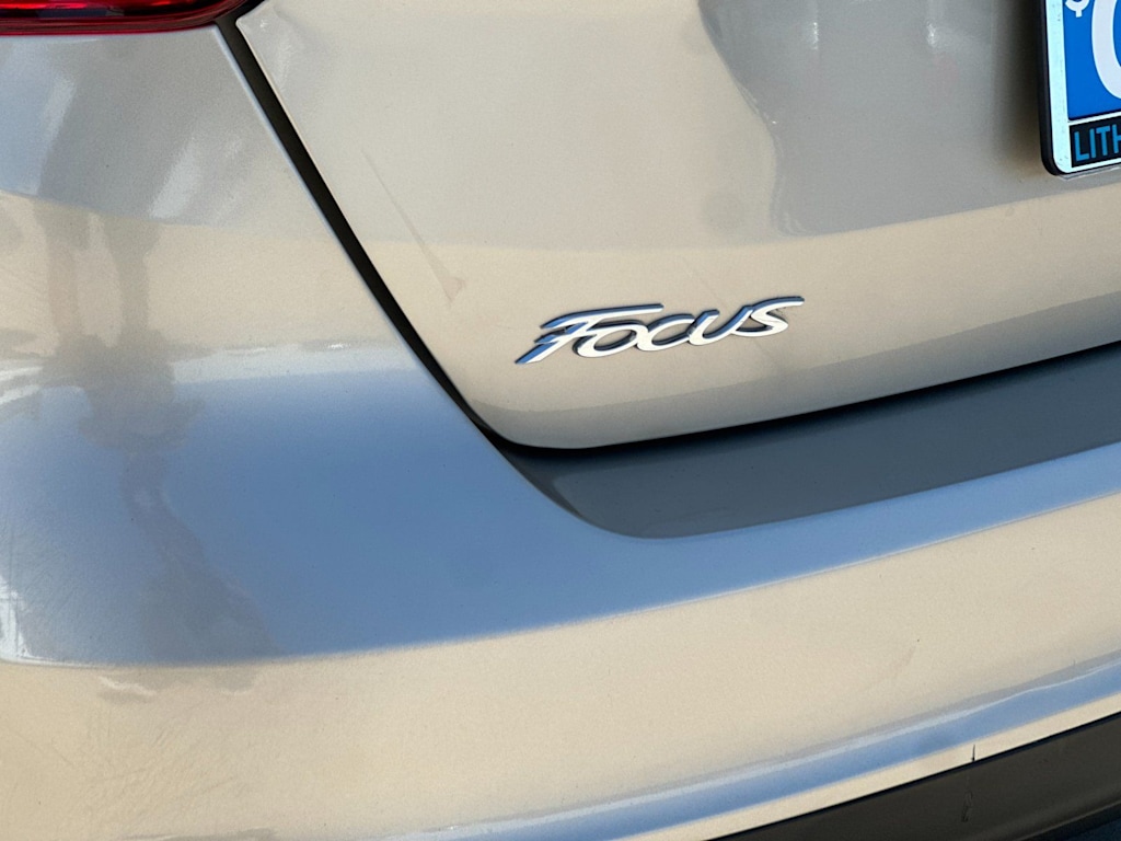 Thumbnail: 2018 Ford Focus - 7
