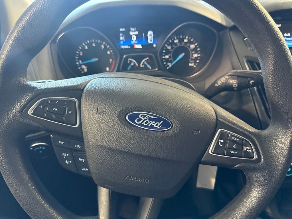 Thumbnail: 2018 Ford Focus - 26
