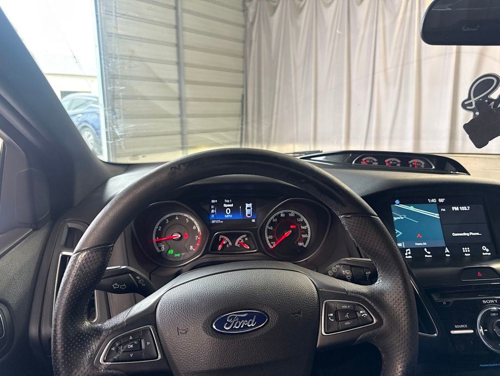 Thumbnail: 2017 Ford Focus - 2