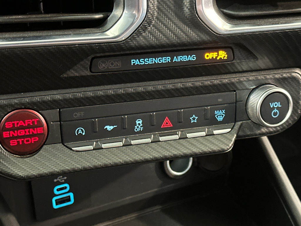 Thumbnail: 2025 Ford Mustang - 25