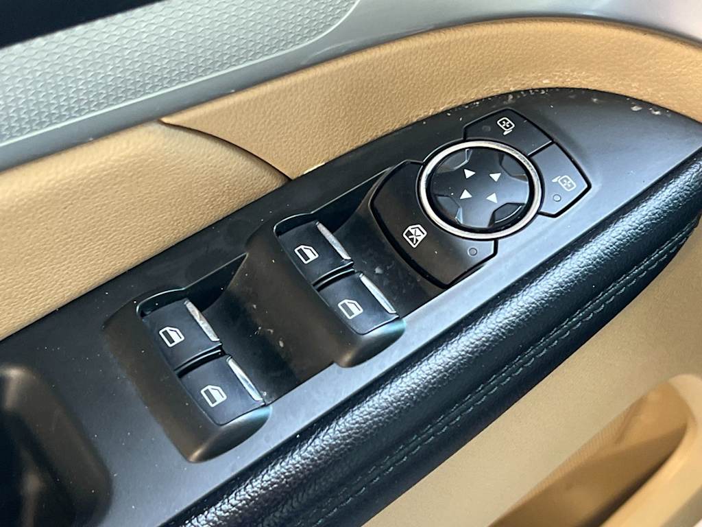 Thumbnail: 2017 Ford Explorer - 21