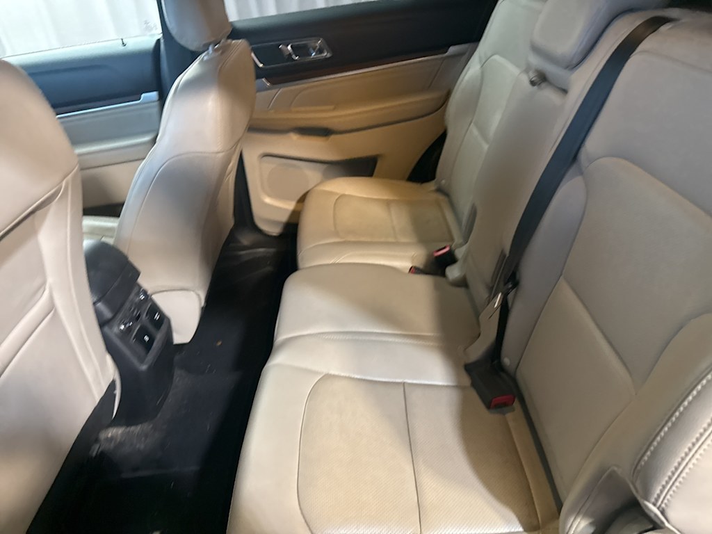 Thumbnail: 2019 Ford Explorer - 9