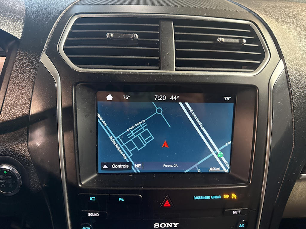 Thumbnail: 2019 Ford Explorer - 10