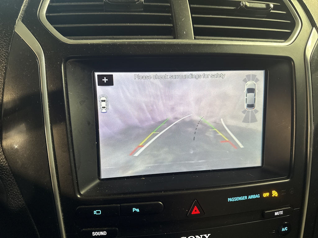 Thumbnail: 2019 Ford Explorer - 30