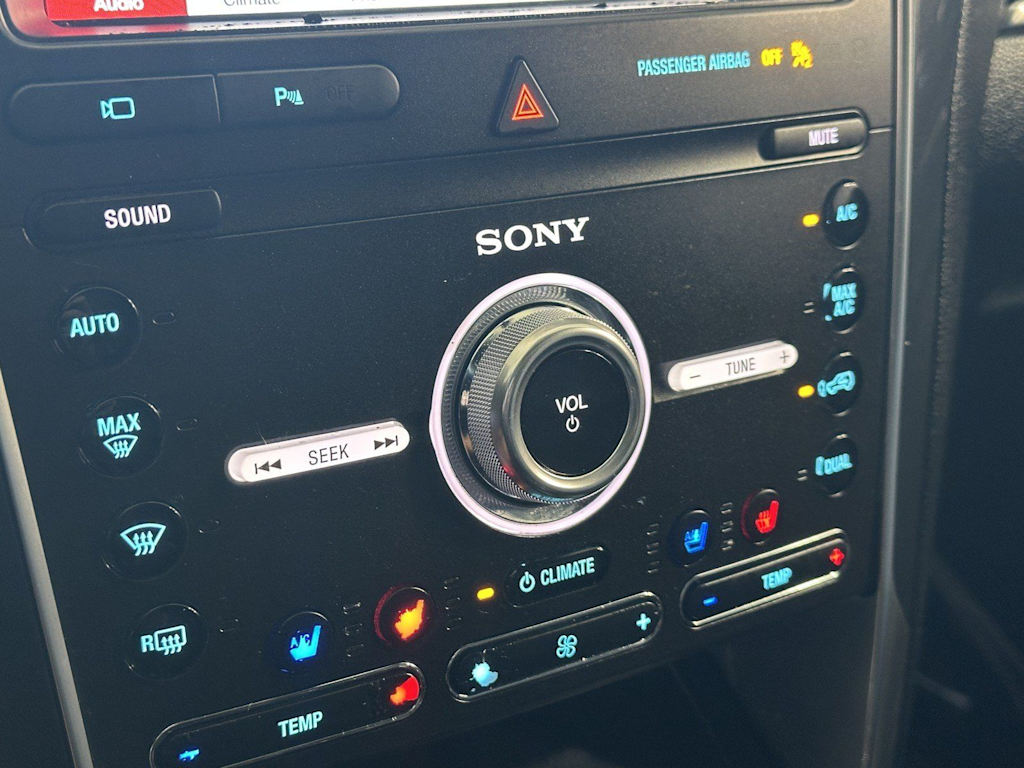 Thumbnail: 2019 Ford Explorer - 29
