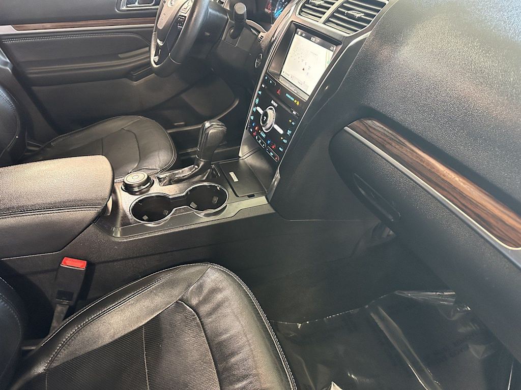 Thumbnail: 2019 Ford Explorer - 24