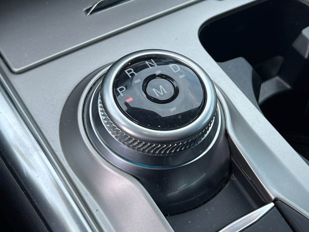 Thumbnail: 2020 Ford Explorer - 13