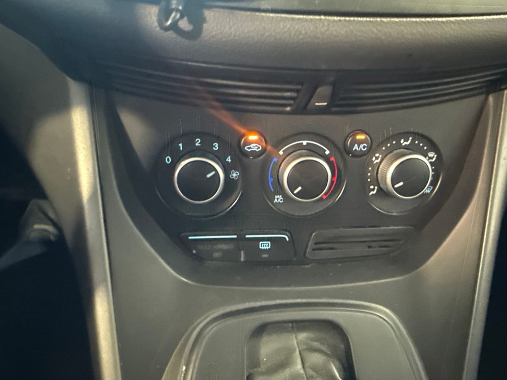 Thumbnail: 2013 Ford Escape - 28