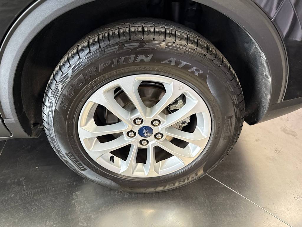 Thumbnail: 2021 Ford Escape - 7