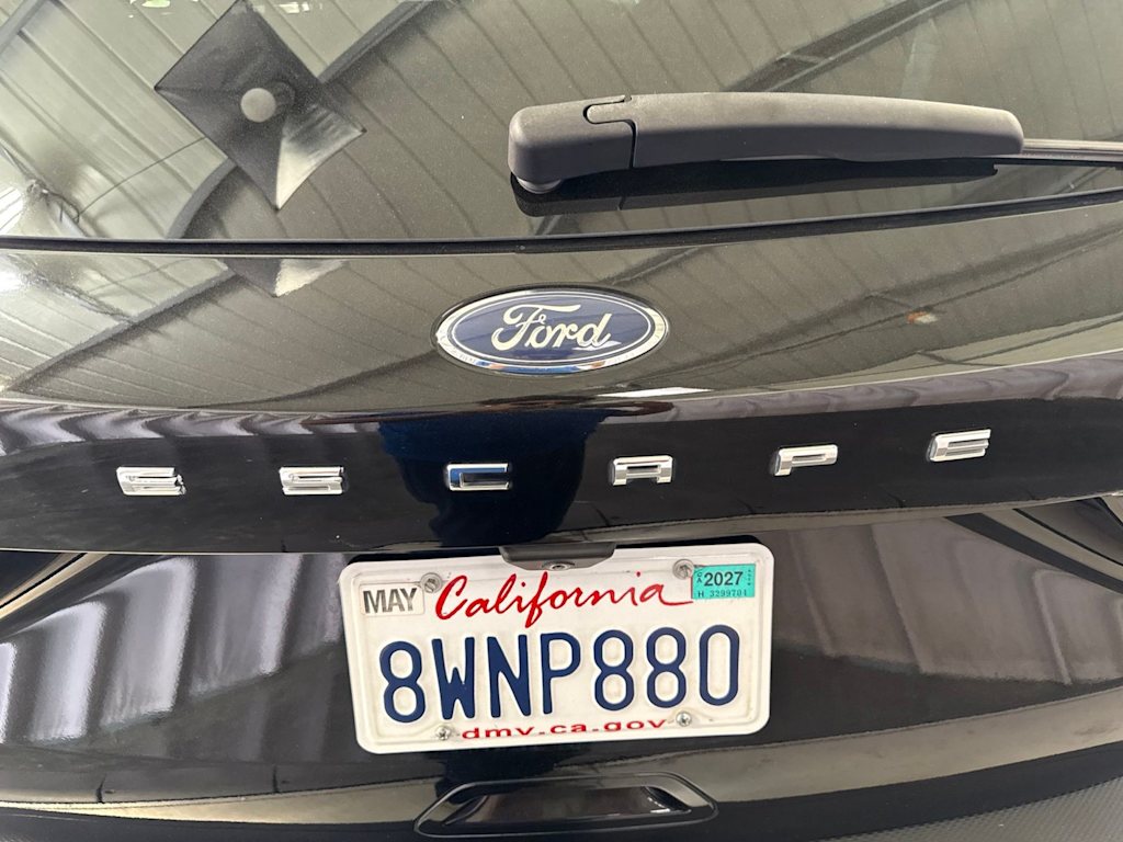 Thumbnail: 2021 Ford Escape - 19
