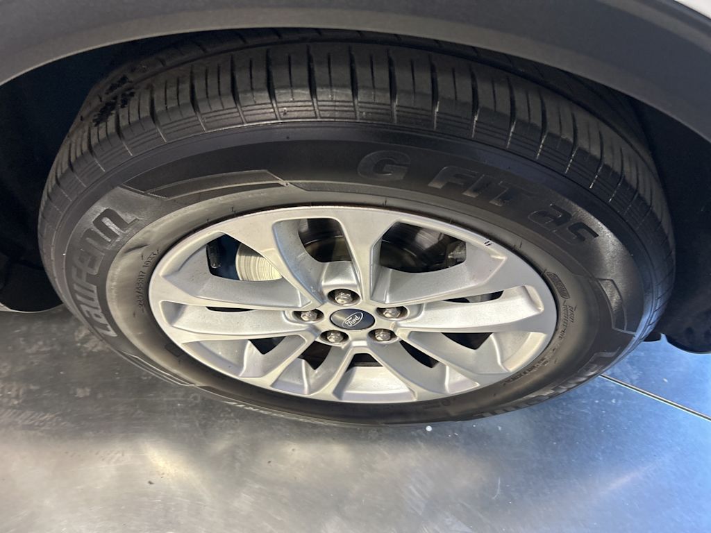 Thumbnail: 2021 Ford Escape - 5