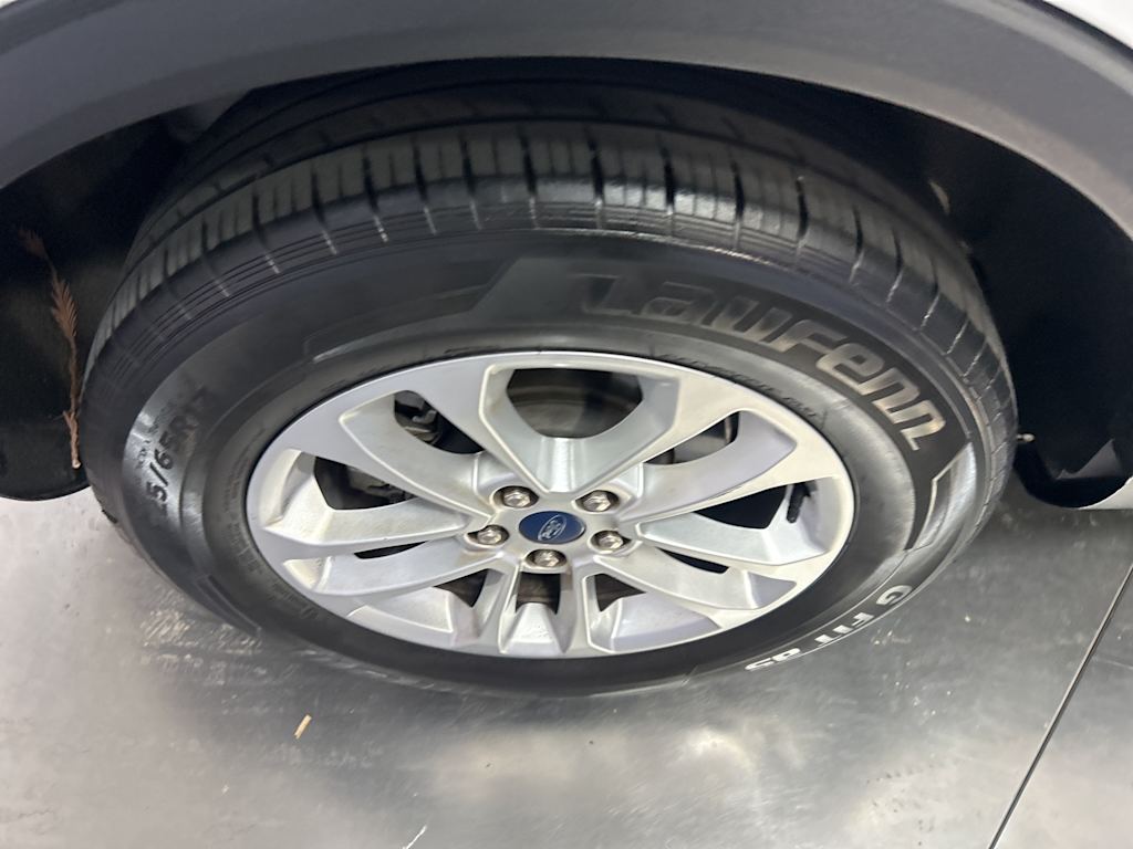 Thumbnail: 2021 Ford Escape - 15