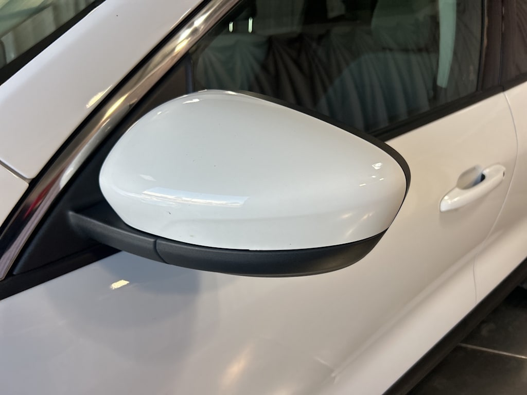 Thumbnail: 2021 Ford Escape - 7