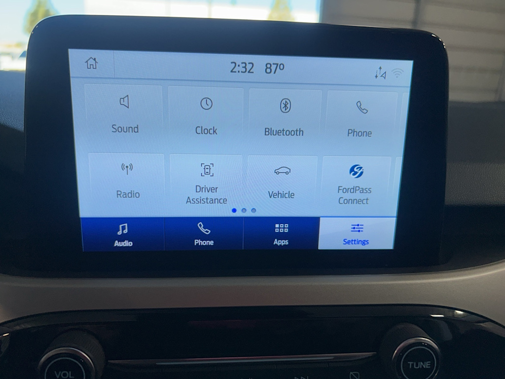 Thumbnail: 2021 Ford Escape - 10