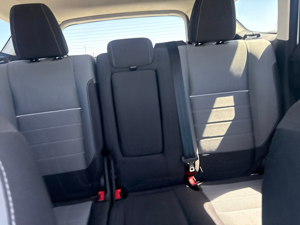 Thumbnail: 2015 Ford Escape - 23
