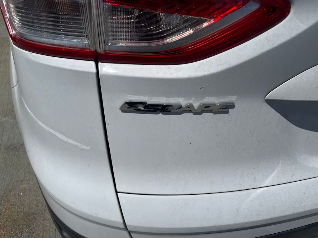 Thumbnail: 2015 Ford Escape - 5