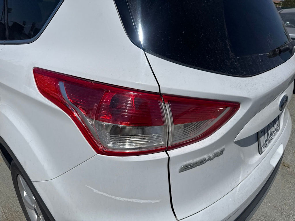 Thumbnail: 2015 Ford Escape - 19