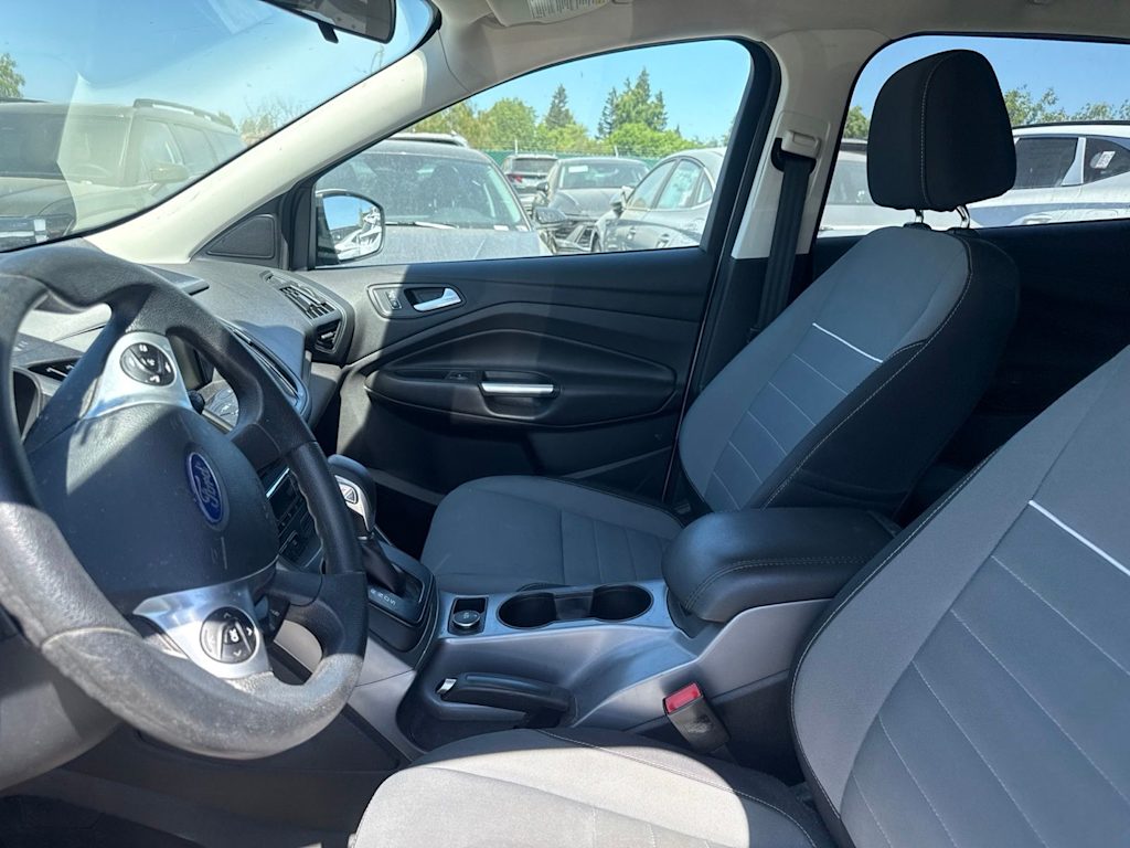Thumbnail: 2015 Ford Escape - 7
