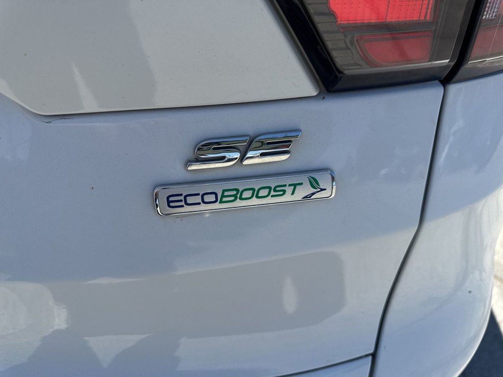 Thumbnail: 2017 Ford Escape - 21