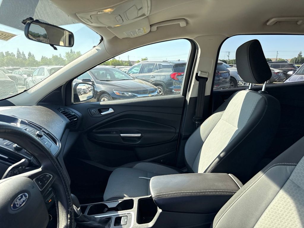Thumbnail: 2018 Ford Escape - 10
