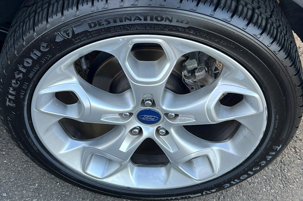 Thumbnail: 2014 Ford Escape - 23