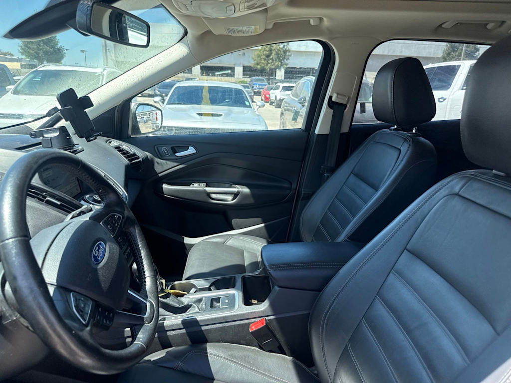 Thumbnail: 2017 Ford Escape - 8