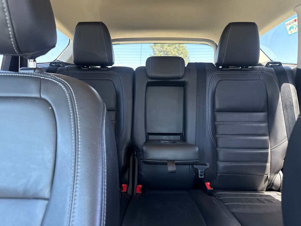 Thumbnail: 2017 Ford Escape - 23