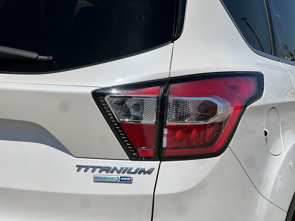 Thumbnail: 2017 Ford Escape - 31