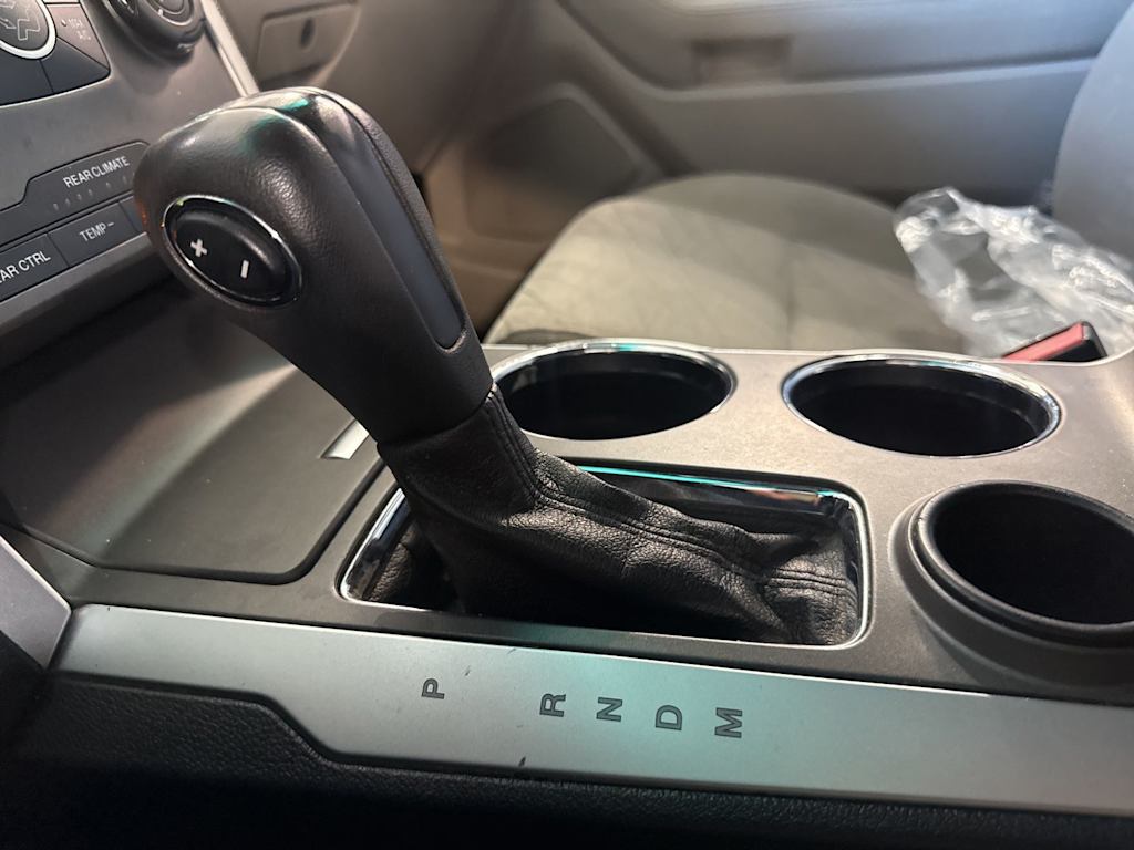 Thumbnail: 2012 Ford Explorer - 11