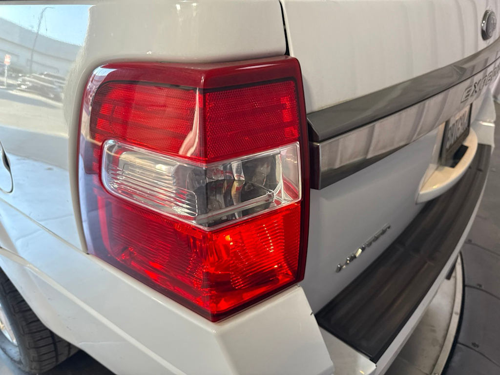 Thumbnail: 2016 Ford Expedition EL - 19