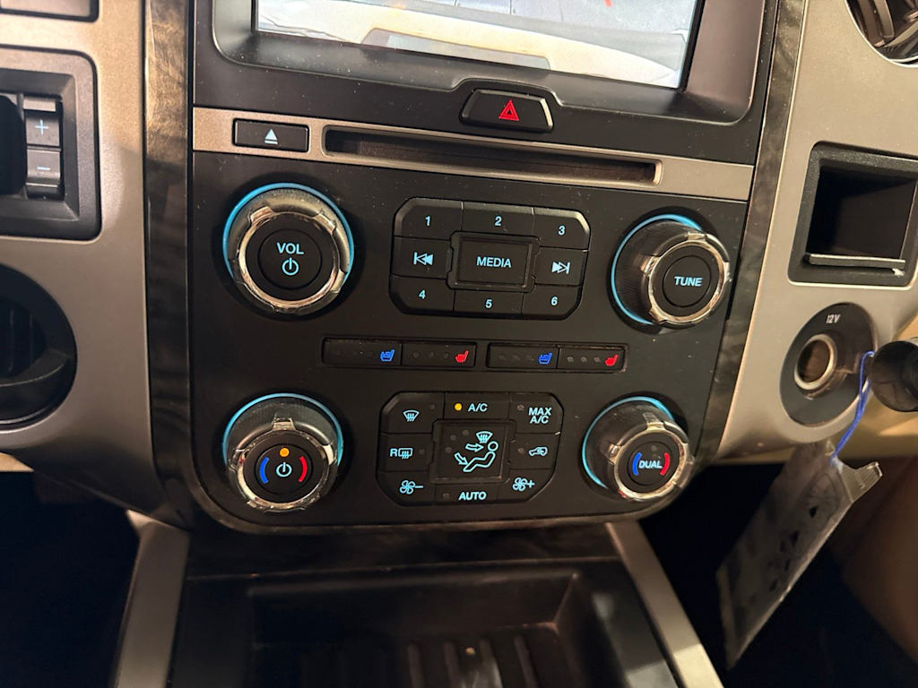 Thumbnail: 2016 Ford Expedition EL - 29