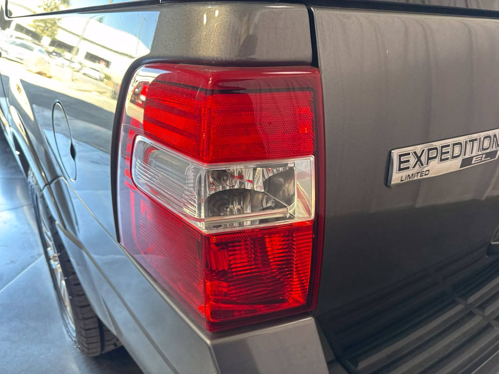 Thumbnail: 2013 Ford Expedition EL - 19