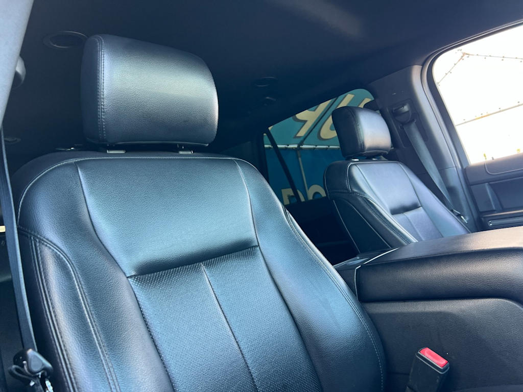 Thumbnail: 2019 Ford Expedition - 10