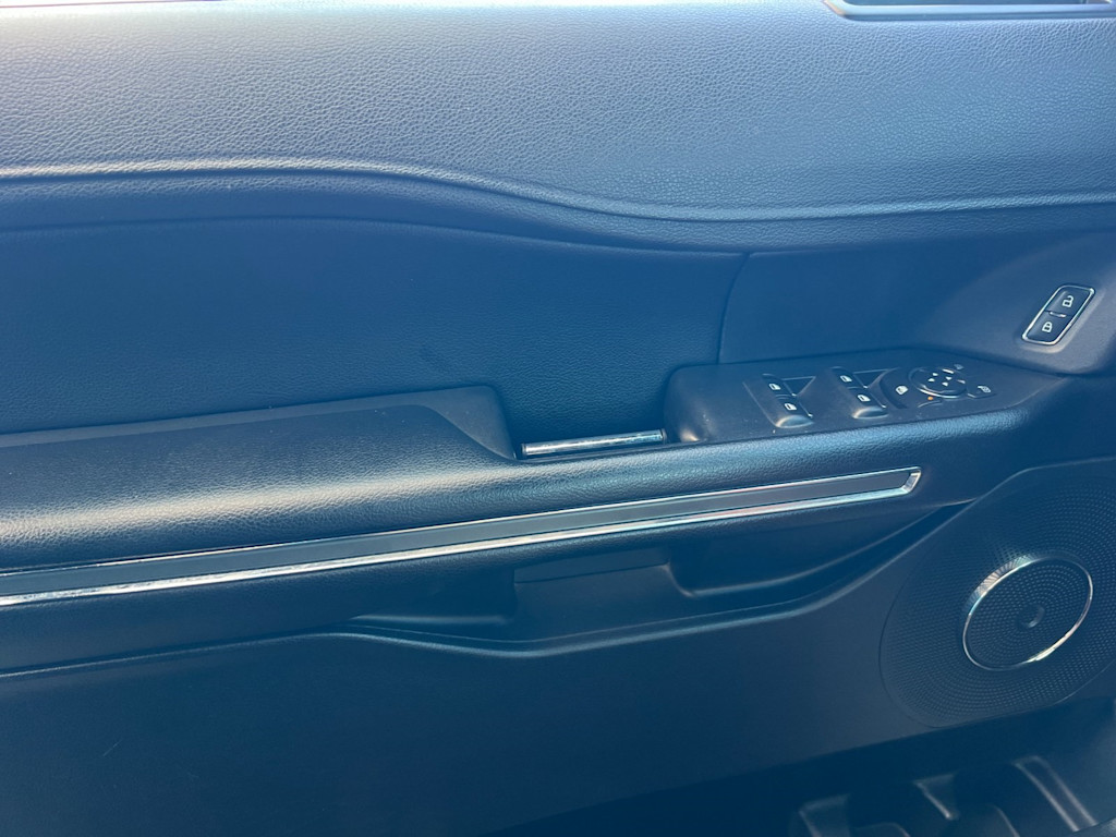 Thumbnail: 2019 Ford Expedition - 22