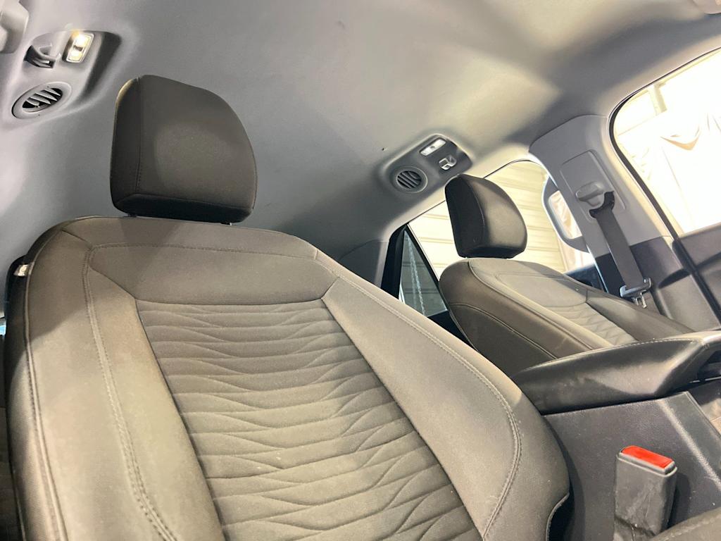 Thumbnail: 2021 Ford Explorer - 10