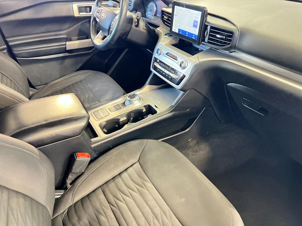 Thumbnail: 2021 Ford Explorer - 13