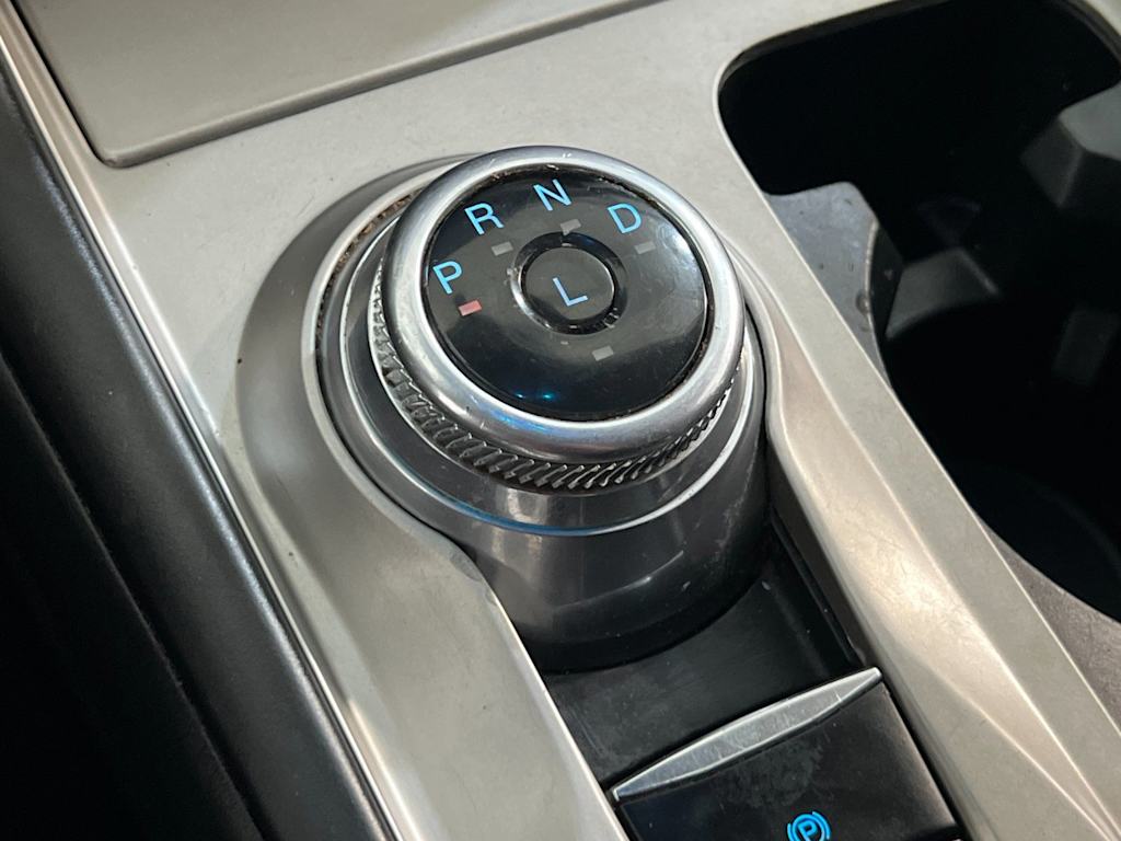 Thumbnail: 2021 Ford Explorer - 15