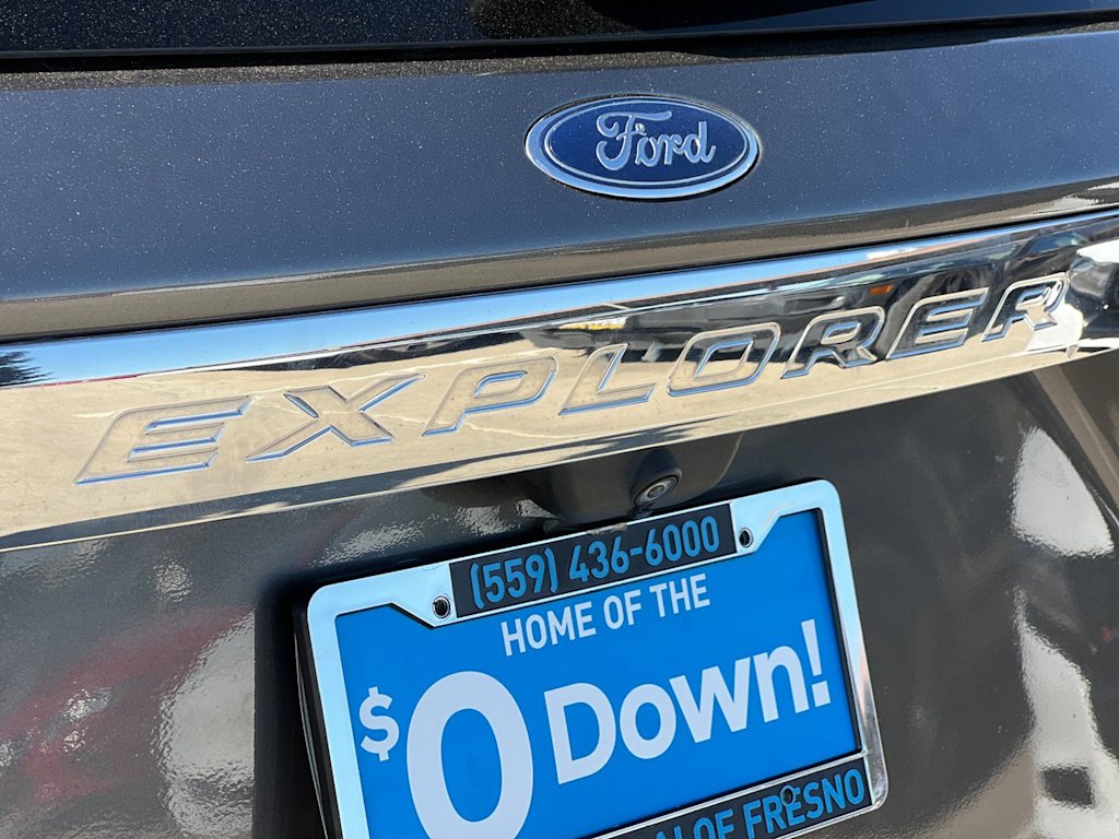 Thumbnail: 2021 Ford Explorer - 7