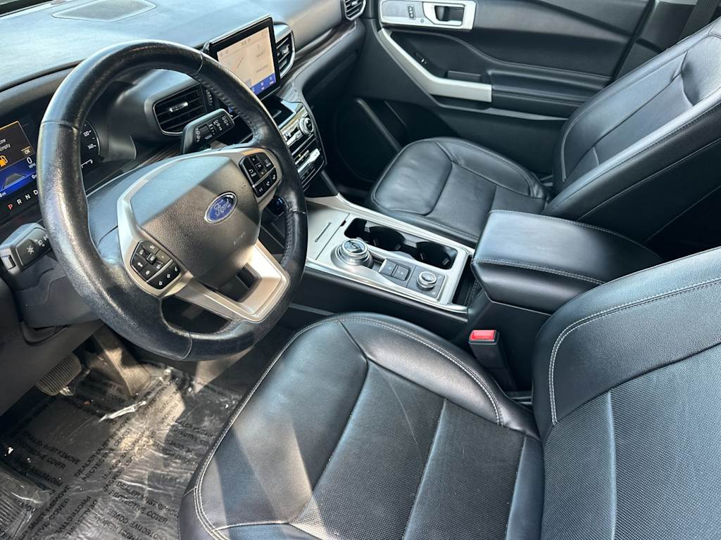 Thumbnail: 2022 Ford Explorer - 6