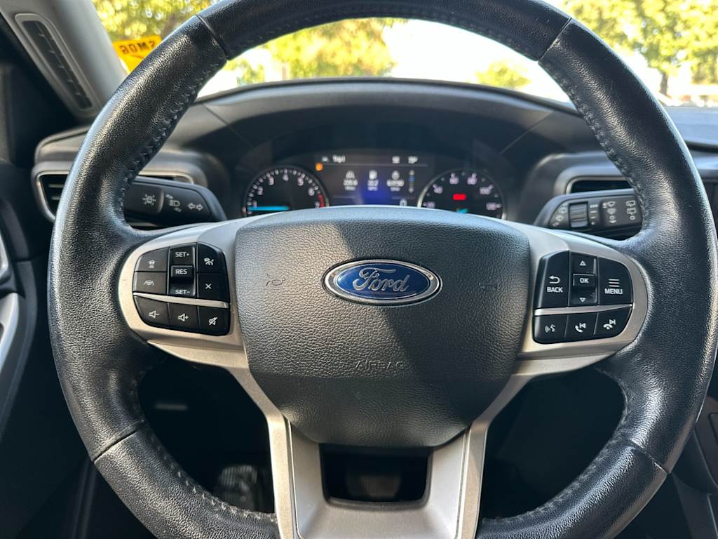Thumbnail: 2022 Ford Explorer - 30