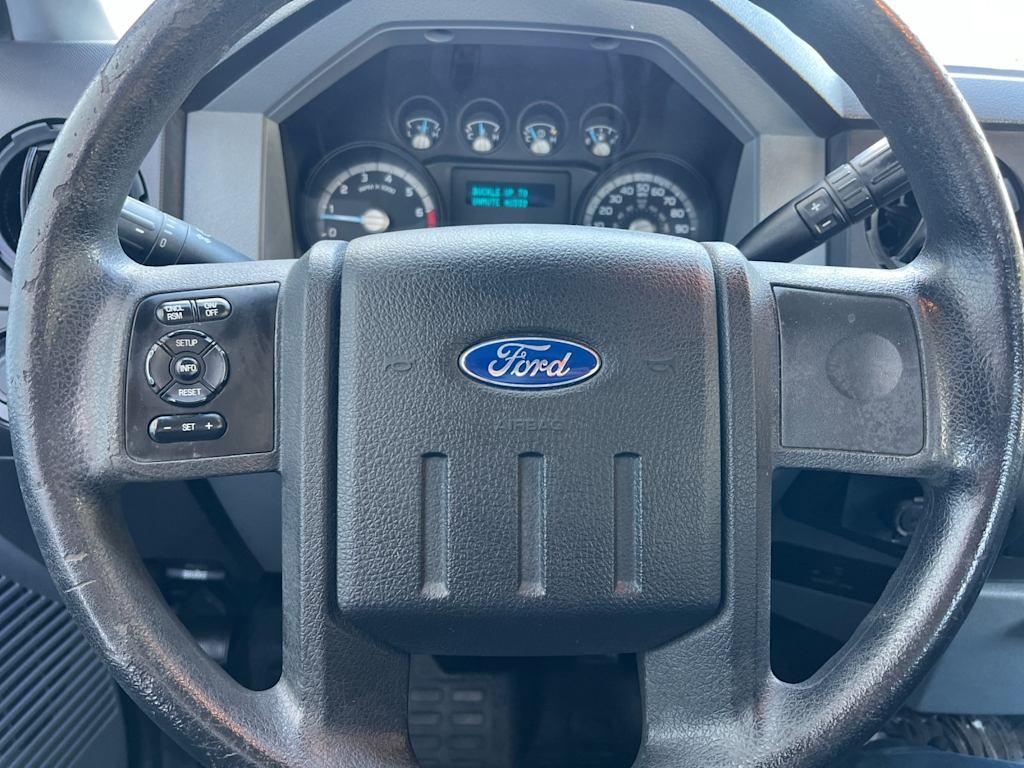 2014 Ford F-250 XL 24