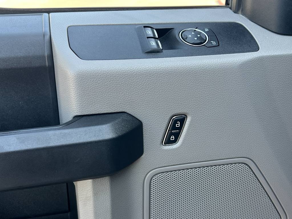 Thumbnail: 2018 Ford F-250 - 20