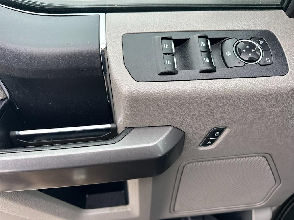 Thumbnail: 2020 Ford F-150 - 21