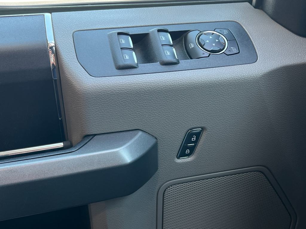 Thumbnail: 2016 Ford F-150 - 20