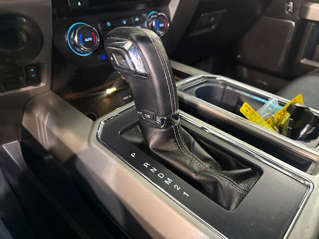 Thumbnail: 2015 Ford F-150 - 30
