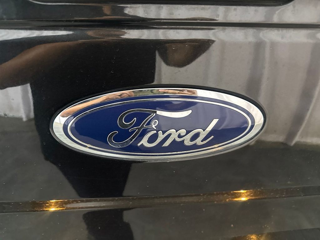 Thumbnail: 2015 Ford F-150 - 21