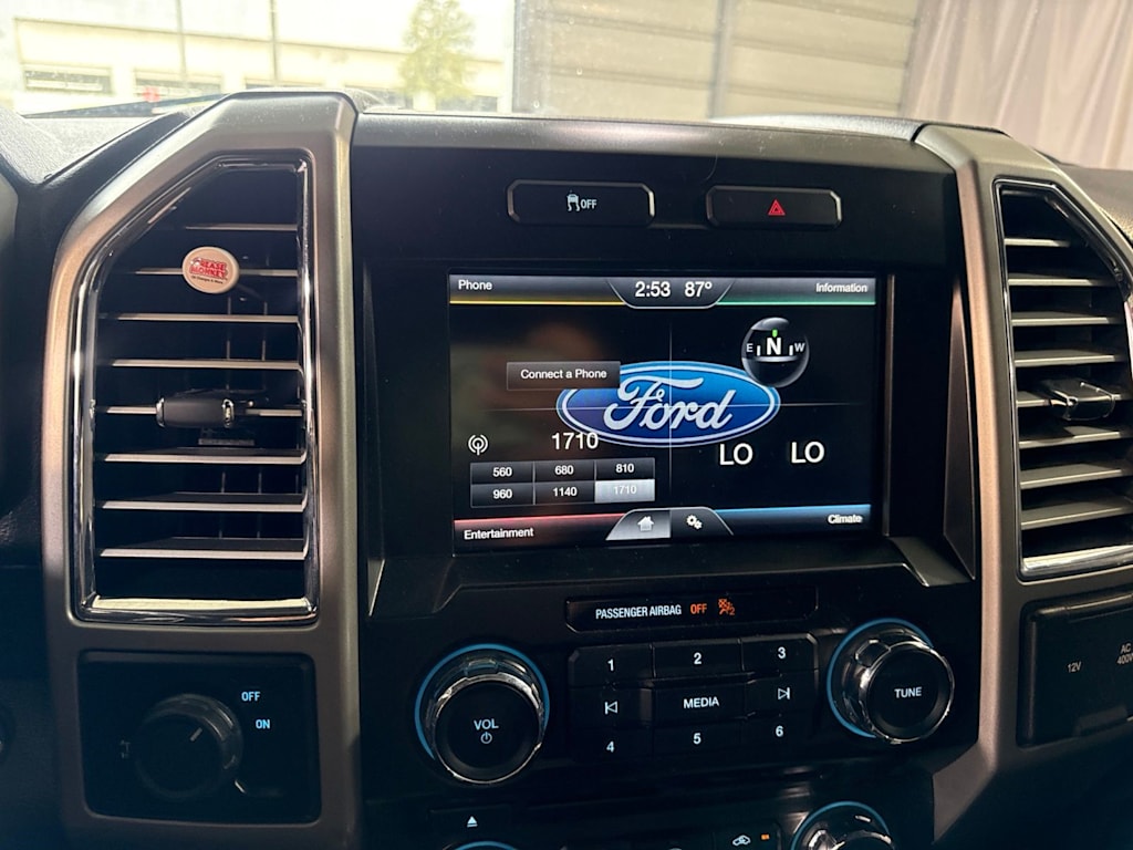 Thumbnail: 2015 Ford F-150 - 28